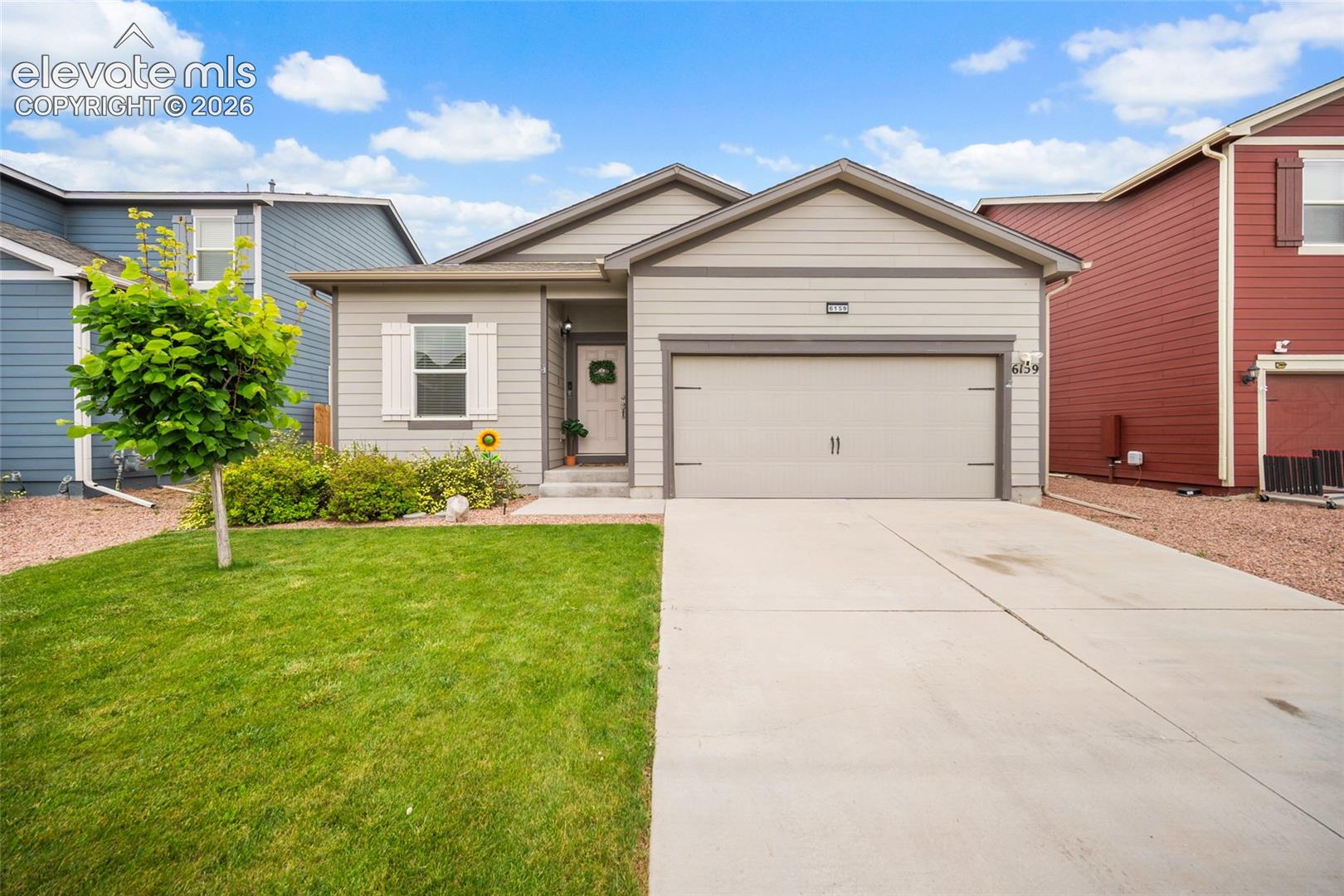 6159 Meadowbank Lane