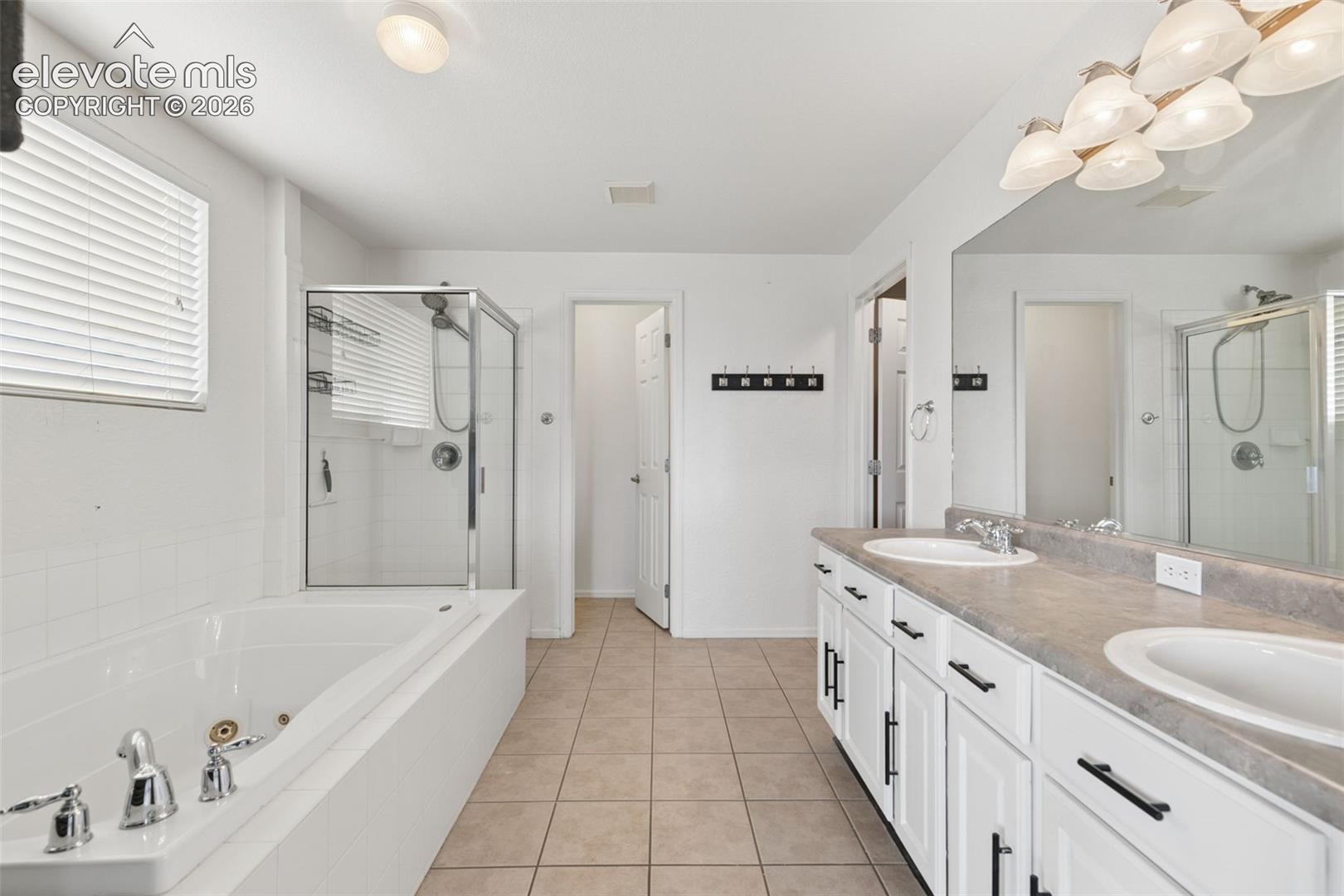 Listing photo 29 for 9197 Oakmont Road