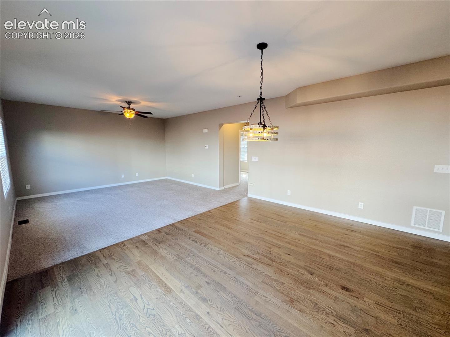 Listing photo 11 for 7961 Sandsmere Drive