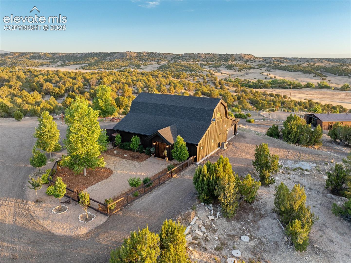 Listing photo 7 for 7445 Pinon Heights NA