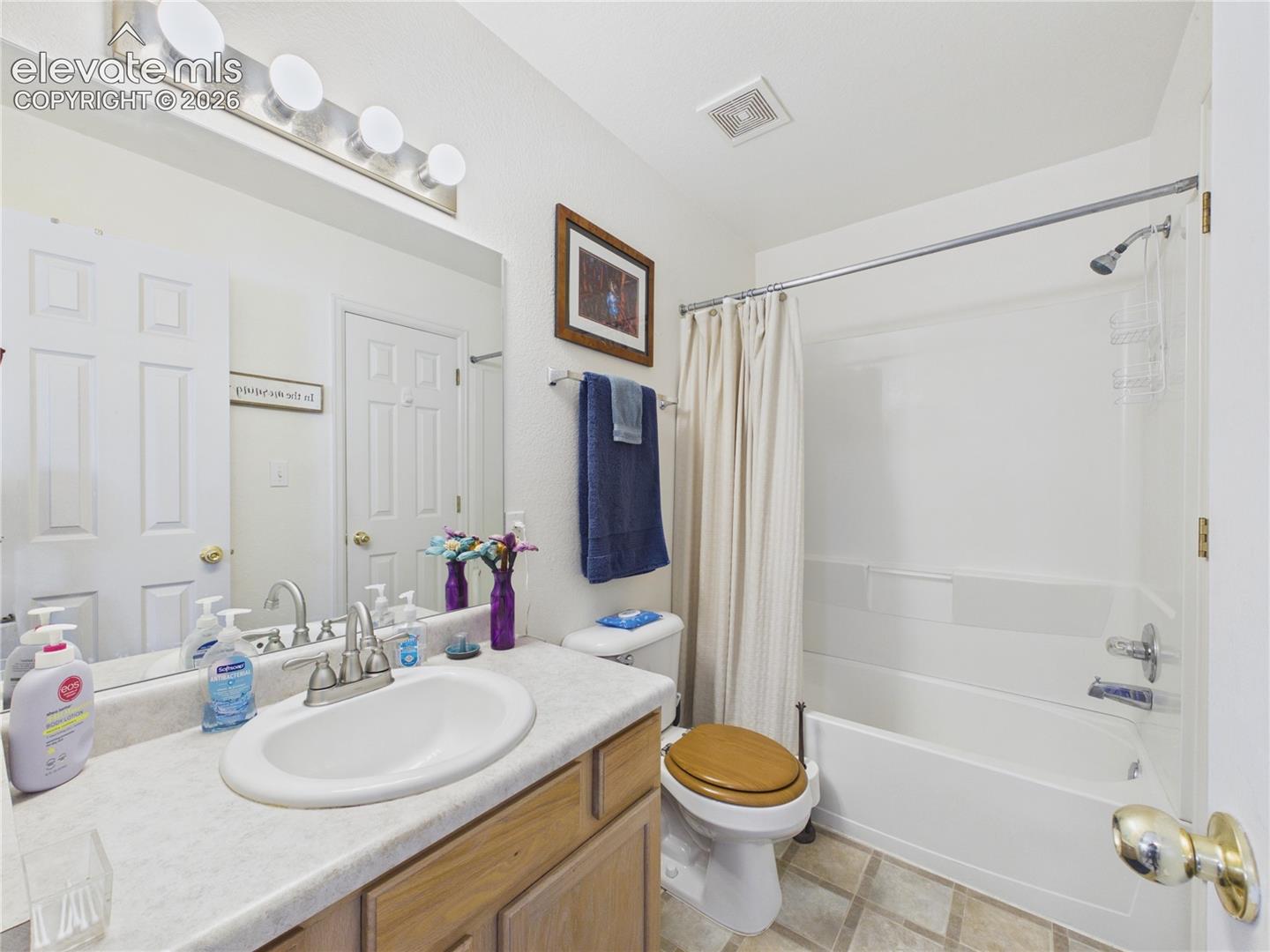 Listing photo 23 for 1225 Silver Hawk Court