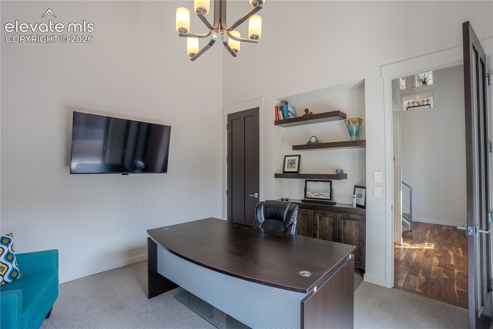 Listing photo 34 for 5638 Venezia Way