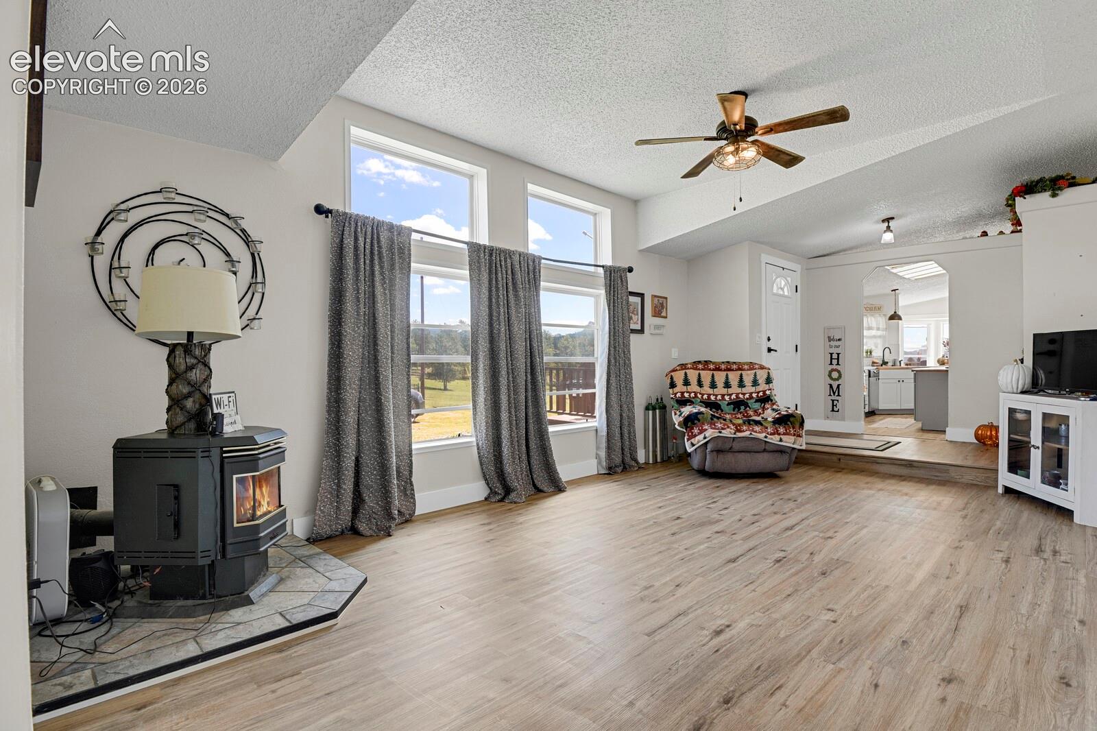 Listing photo 18 for 2329 Southpark Road
