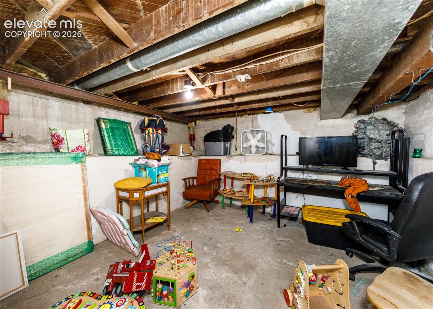Listing photo 31 for 2035 Pine Street