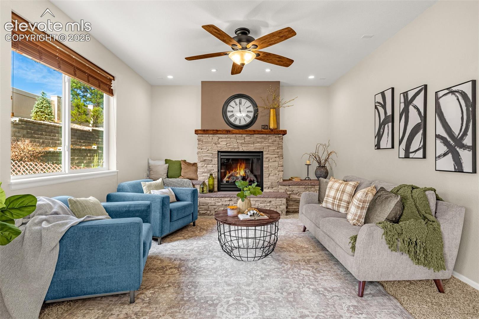Listing photo 4 for 1425 Diamond Rim Drive