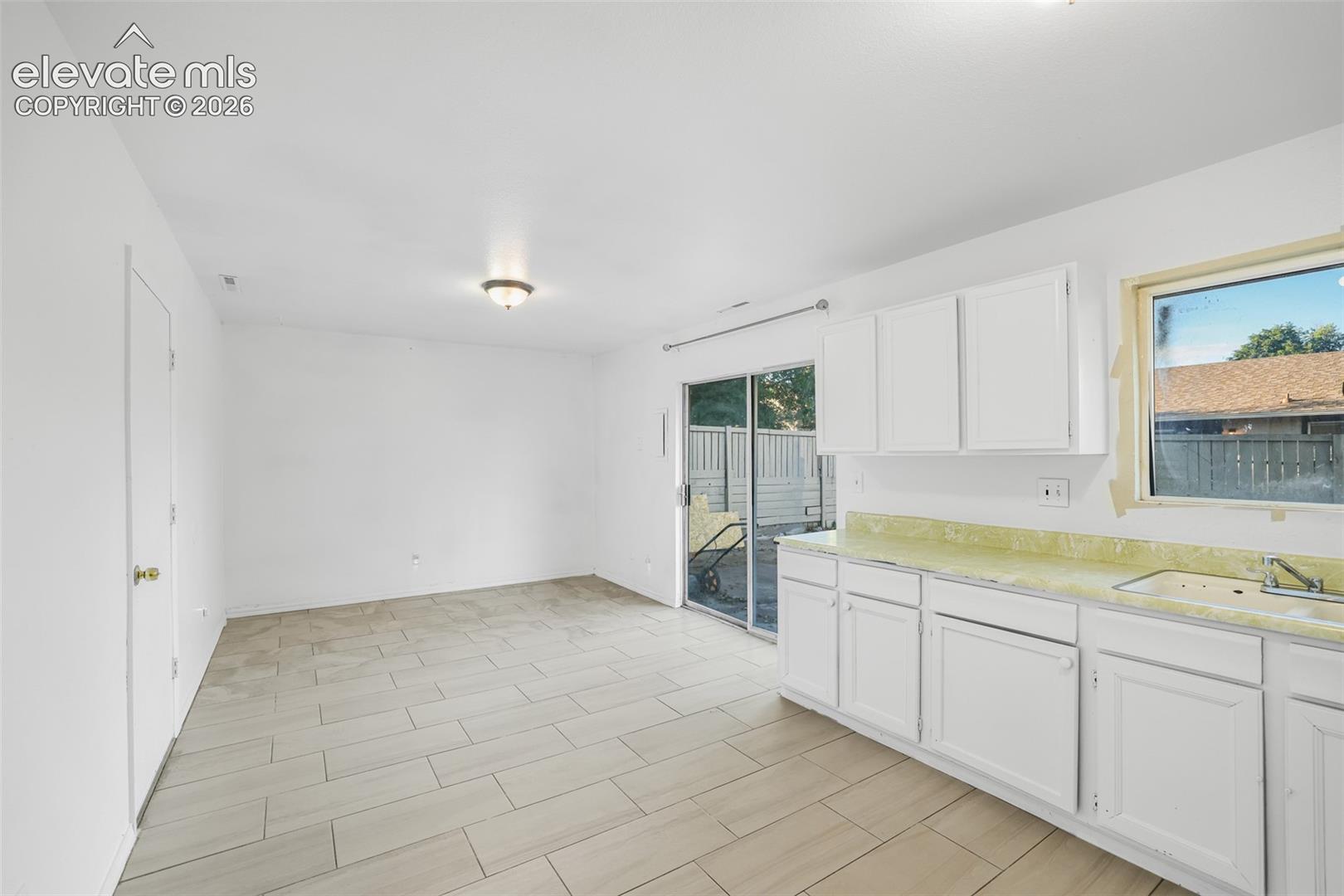 3463 Springnite Drive, photo 6