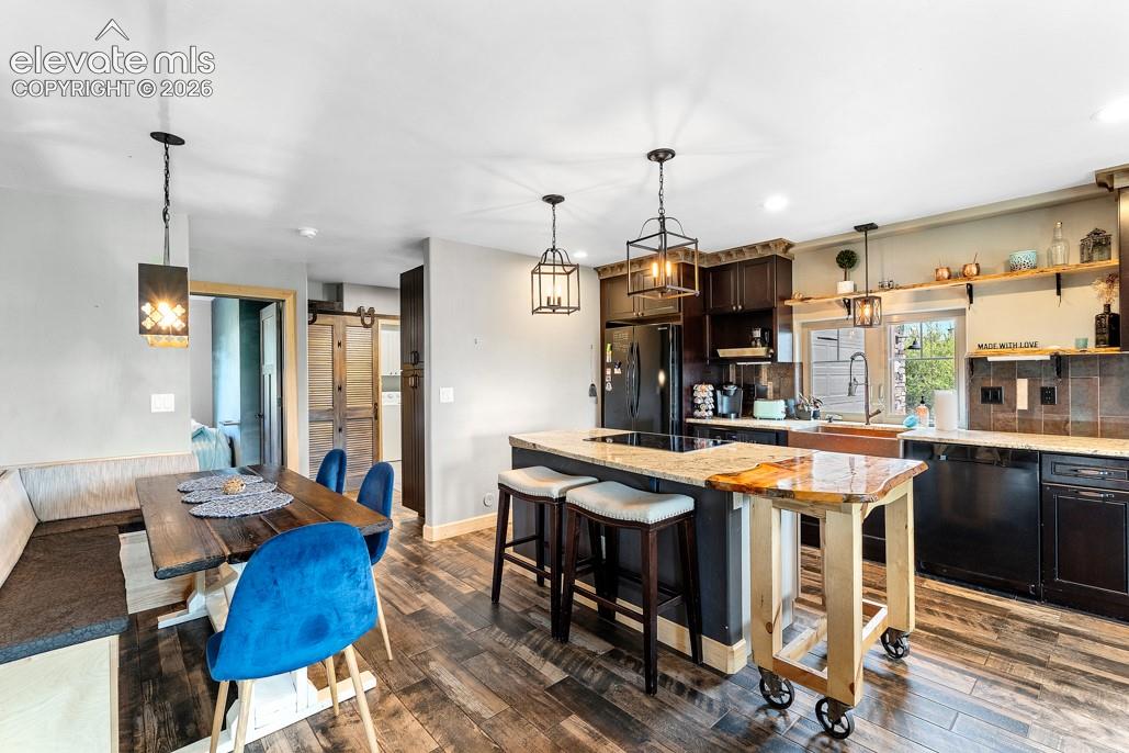 Listing photo 49 for 14490 Westchester Drive