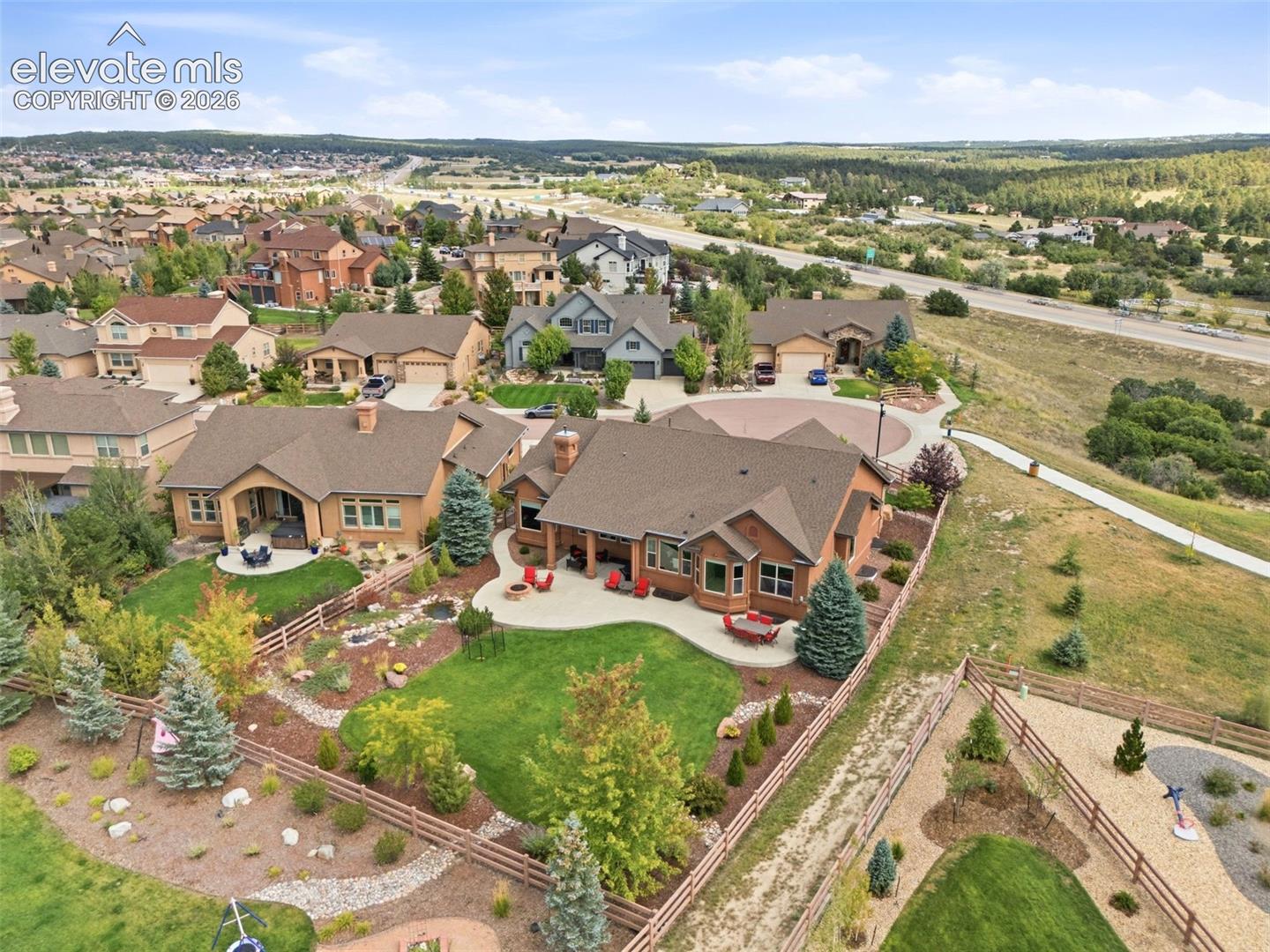 Listing photo 4 for 2477 Fieldbrook Court