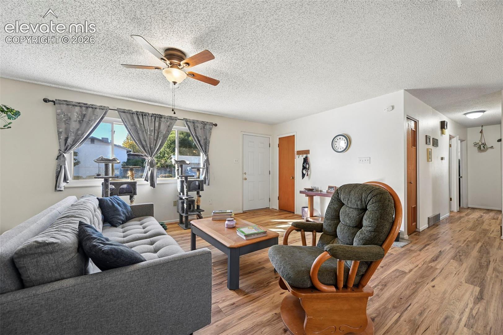 Listing photo 18 for 2041 Vinewood Lane