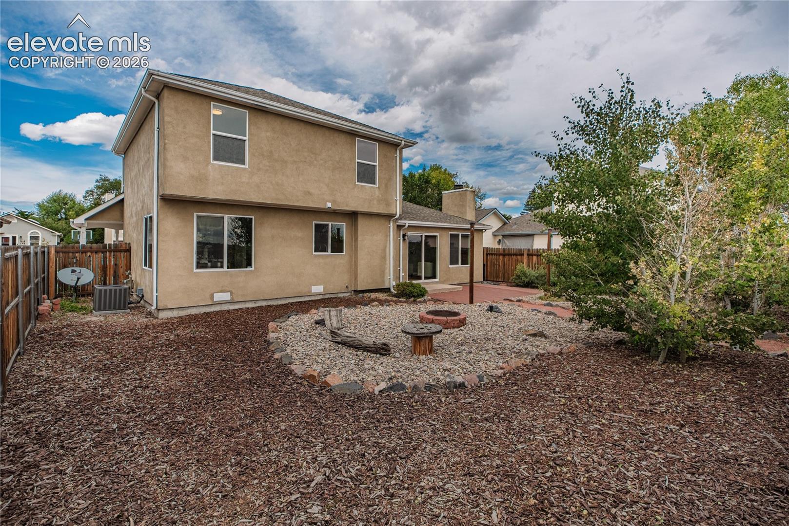 Listing photo 43 for 4325 Ramblewood Drive