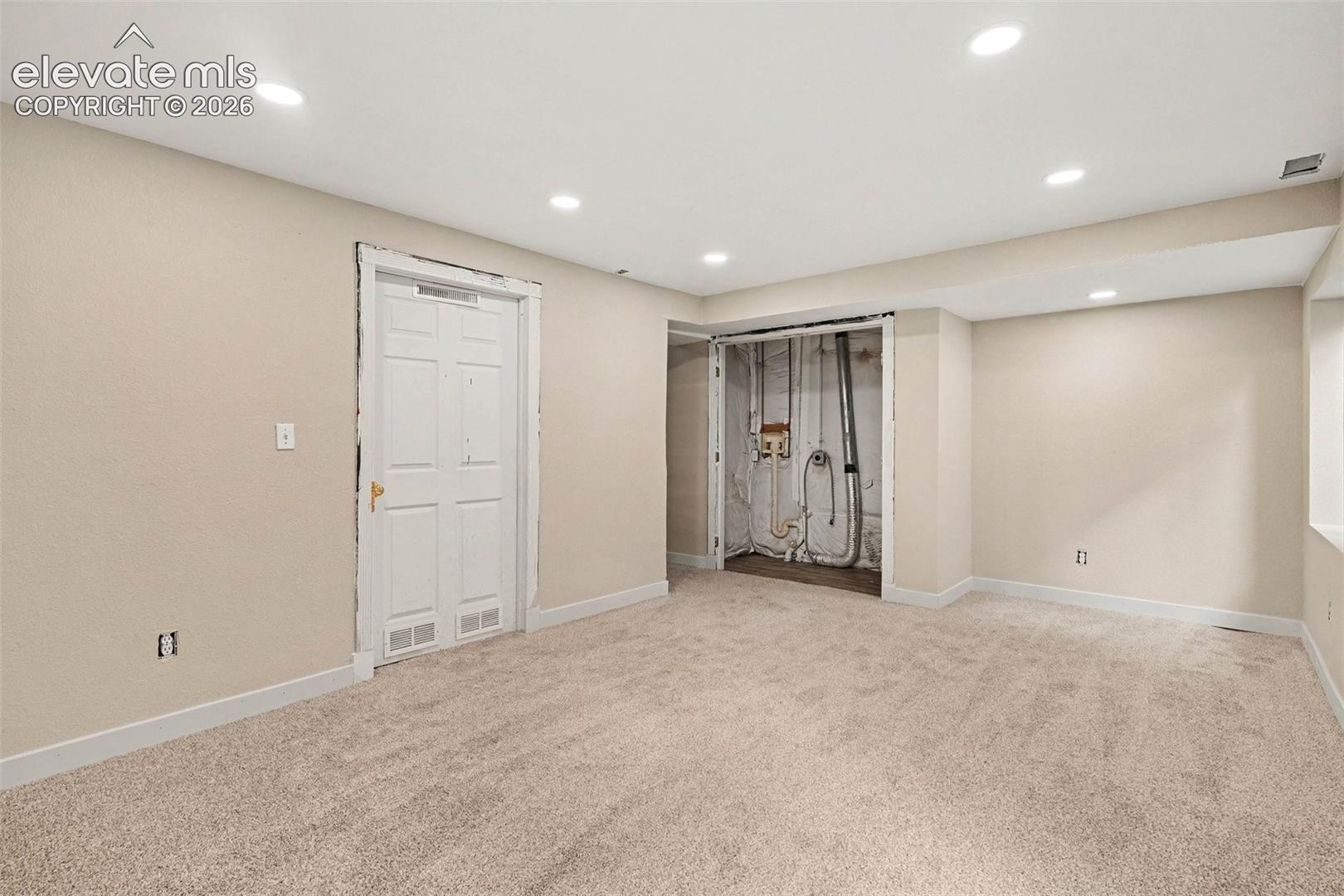 Listing photo 19 for 9419 Daystar Terrace