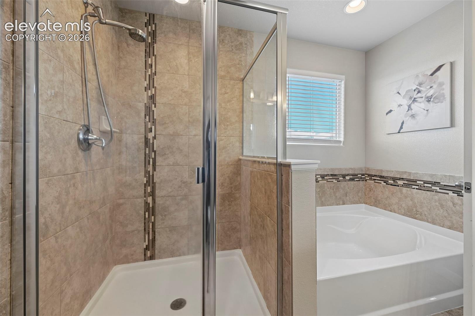 Listing photo 22 for 10112 Jaggar Way