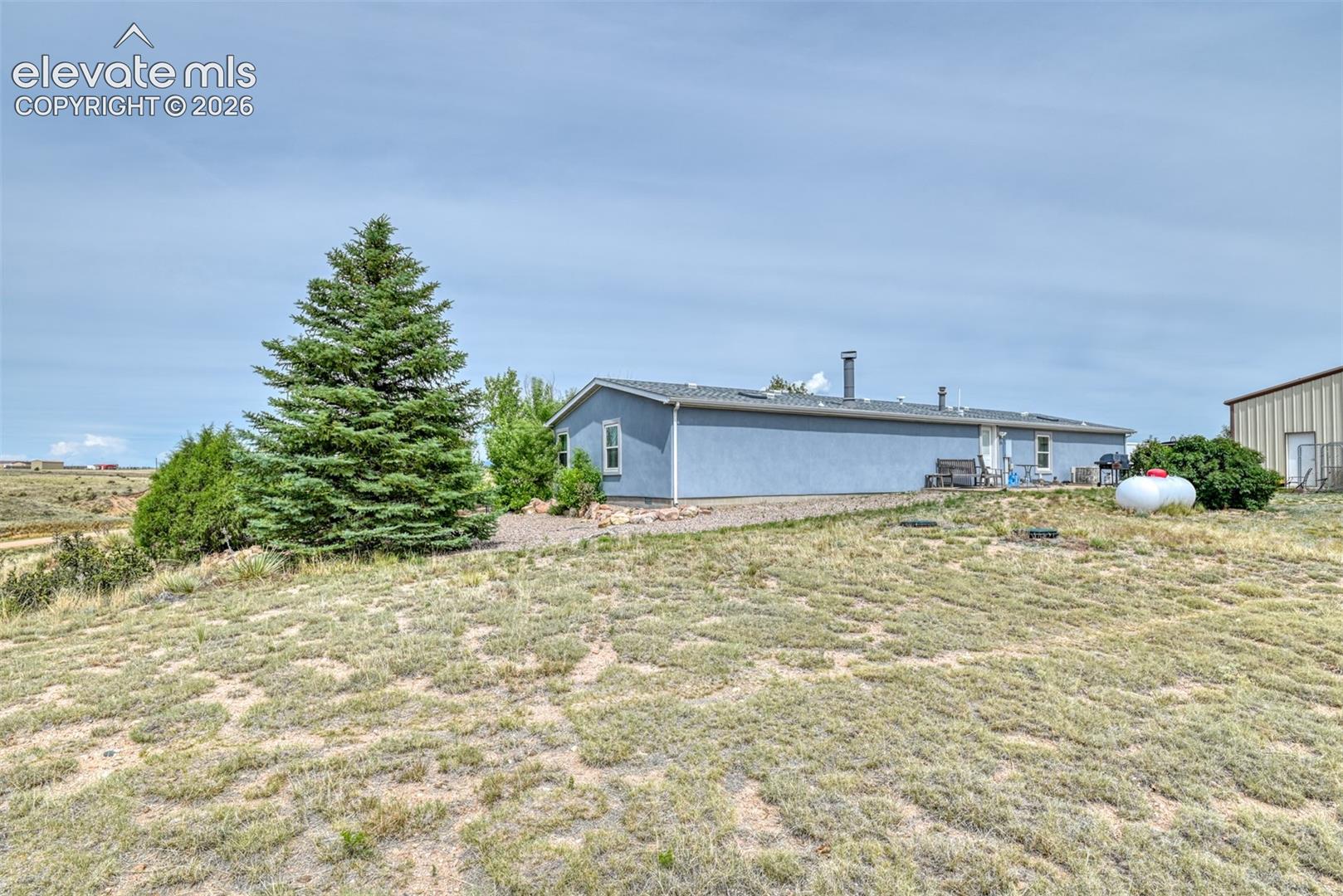 Listing photo 13 for 9672 Avenida Hermosa View