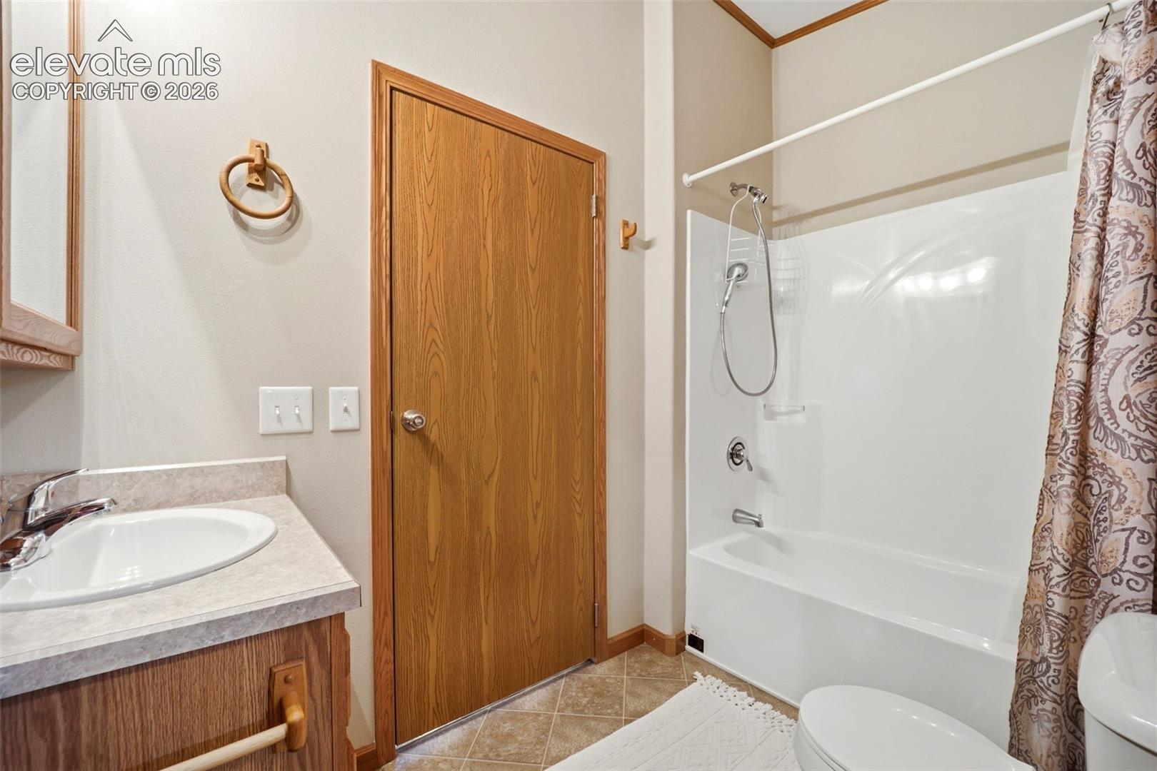Listing photo 15 for 1581 Center Lane