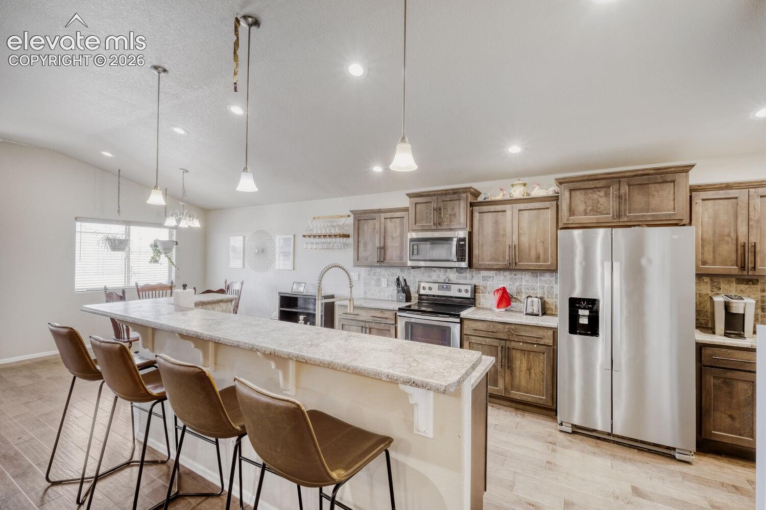 Listing photo 11 for 555 N Verbena Drive