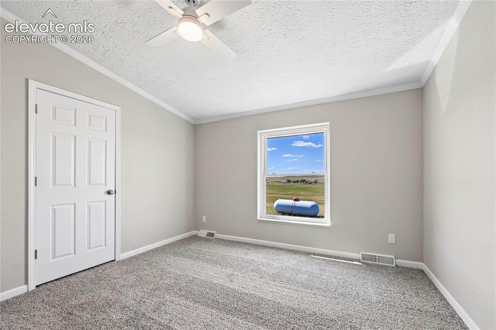 Listing photo 32 for 36680 E Ramah Road