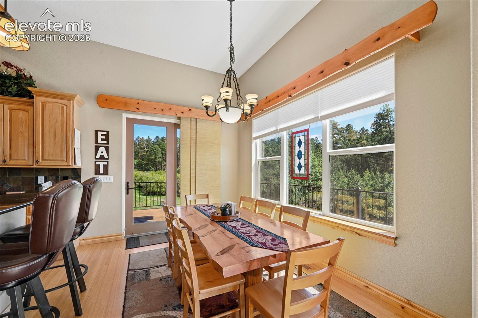Listing photo 12 for 335 West Way