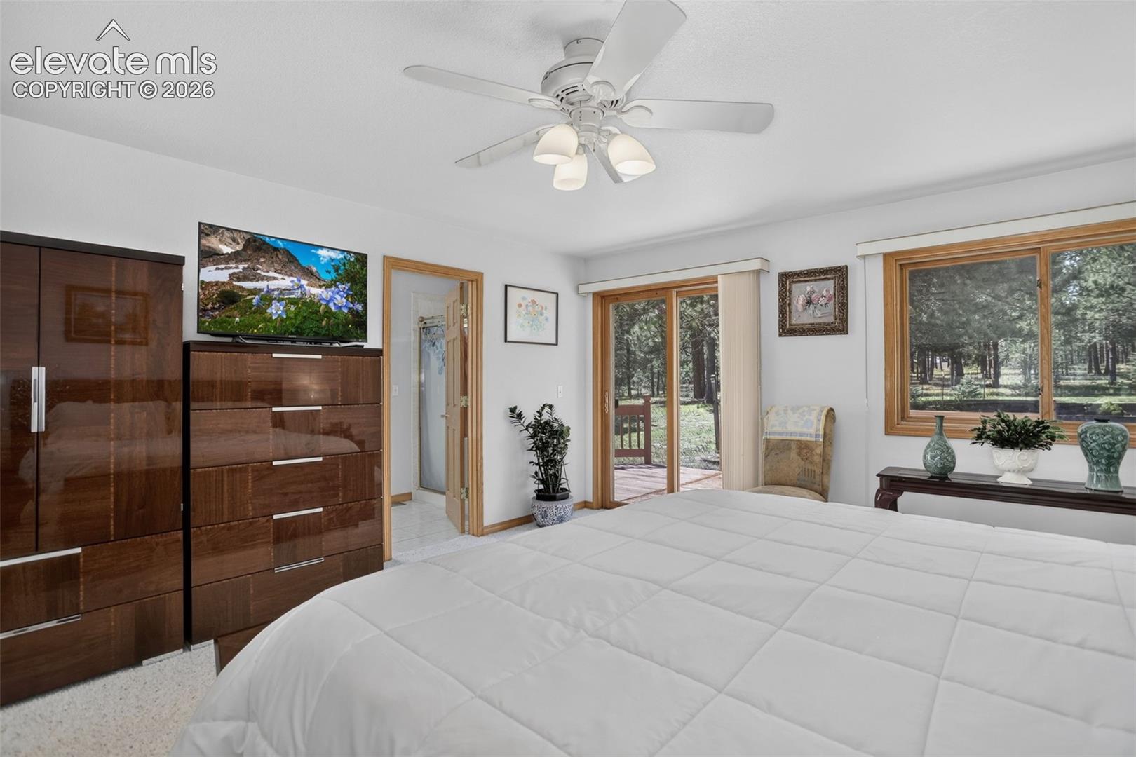 Listing photo 20 for 11570 Milford Road