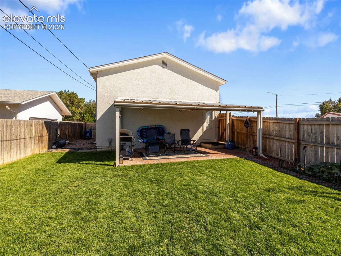 Listing photo 7 for 2303 Cheyenne Avenue
