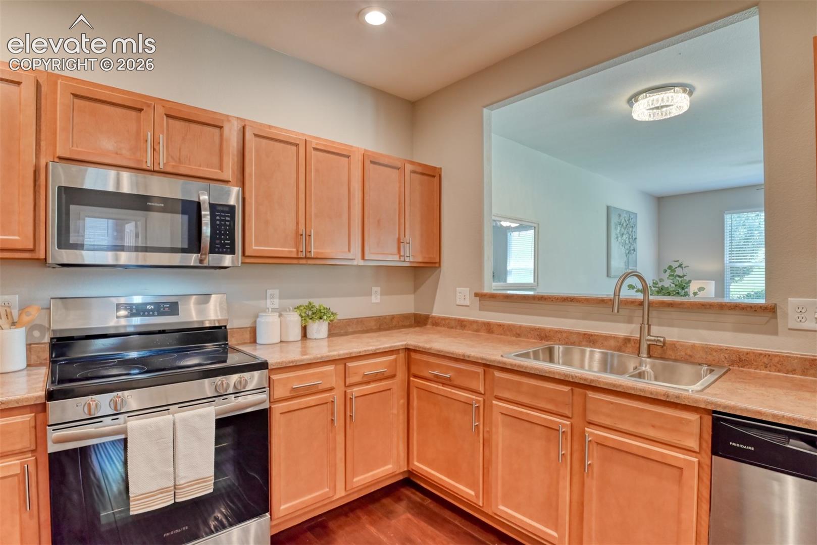 Listing photo 17 for 7168 Yampa River Heights