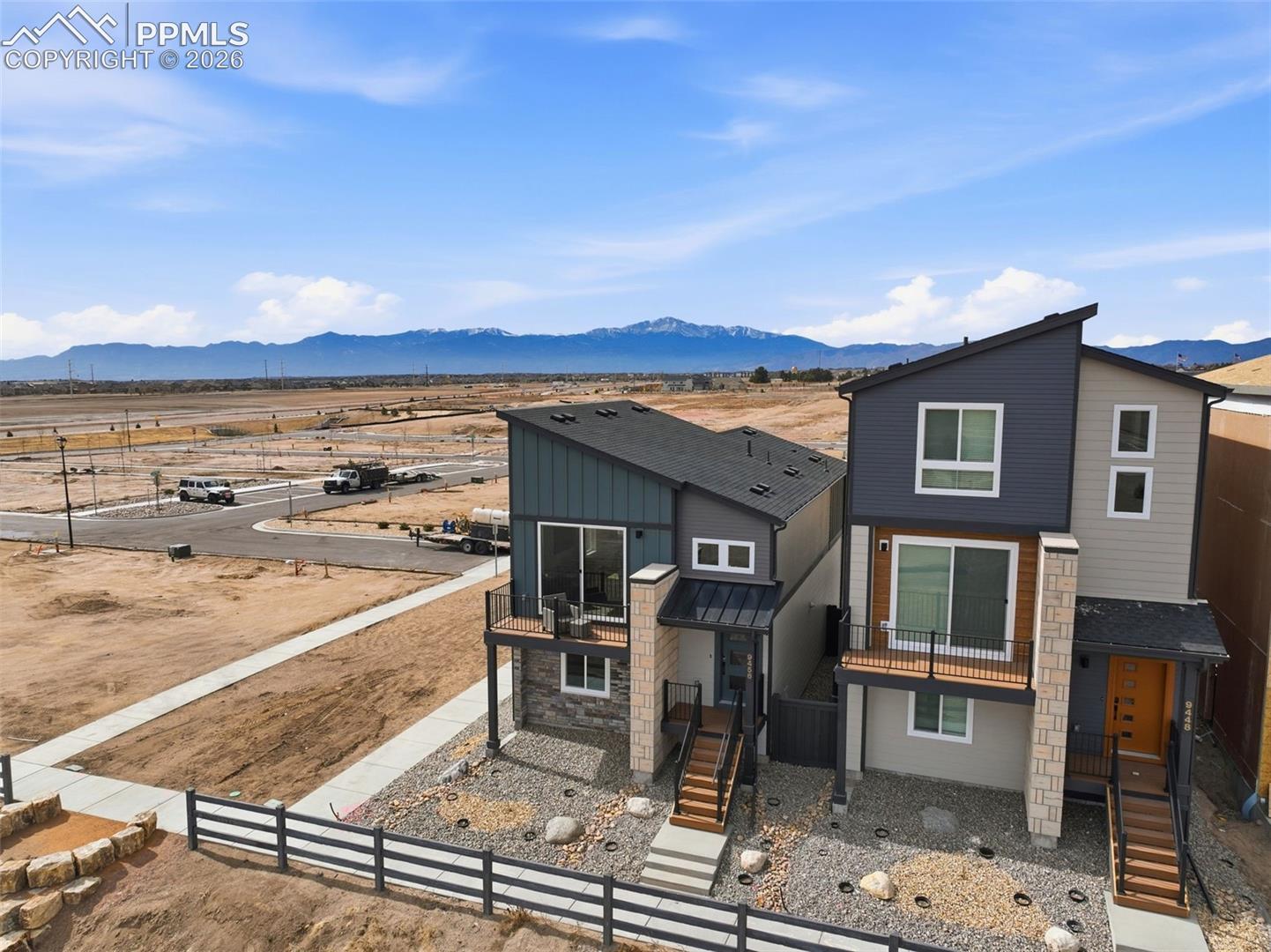 9456 Traveler Terrace, photo 6