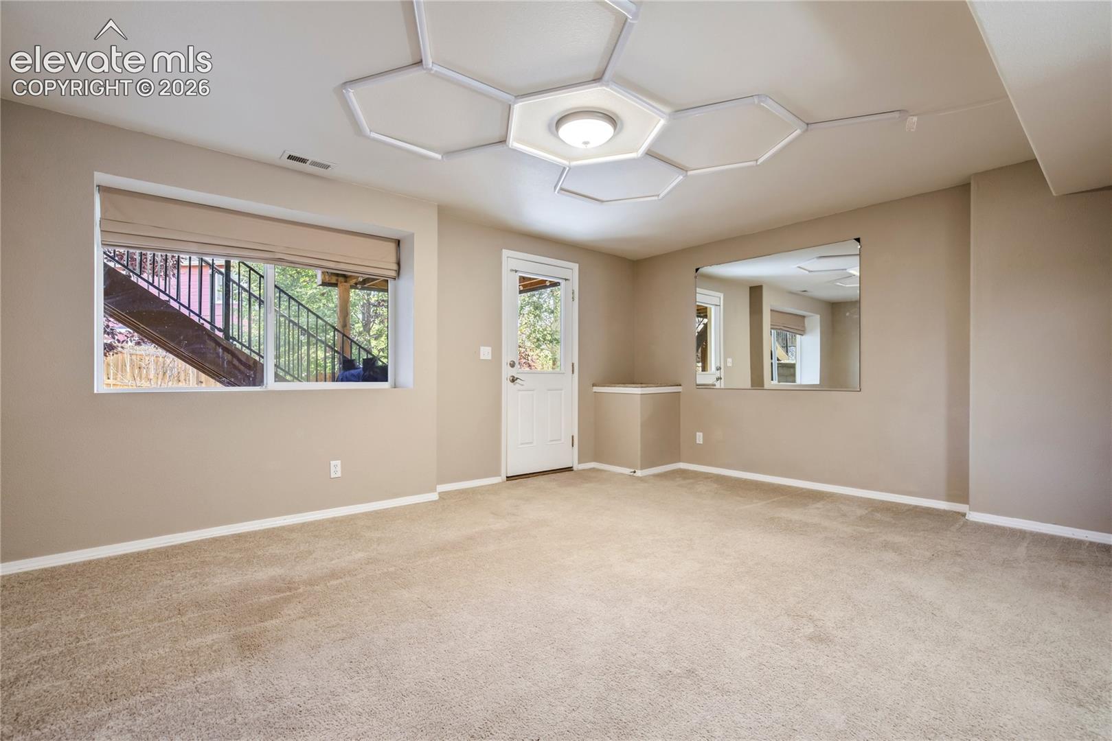 Listing photo 27 for 7451 Klipspringer Drive