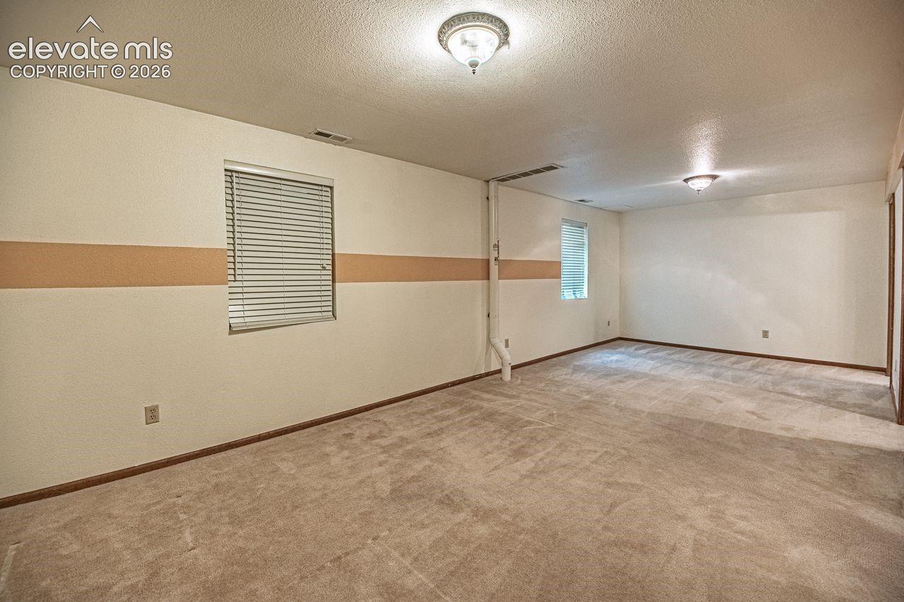 2411 Elite Terrace, photo 29