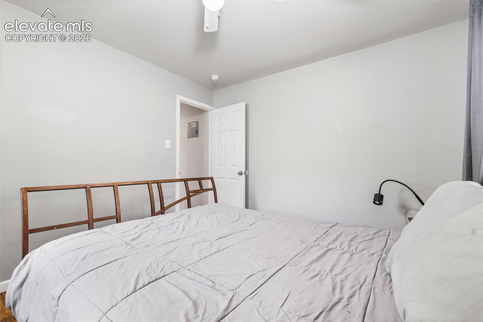 Listing photo 10 for 1017 /1019 N Elizabeth Street