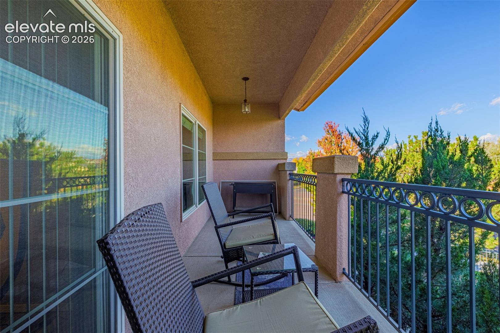 Listing photo 23 for 7086 Sand Crest View