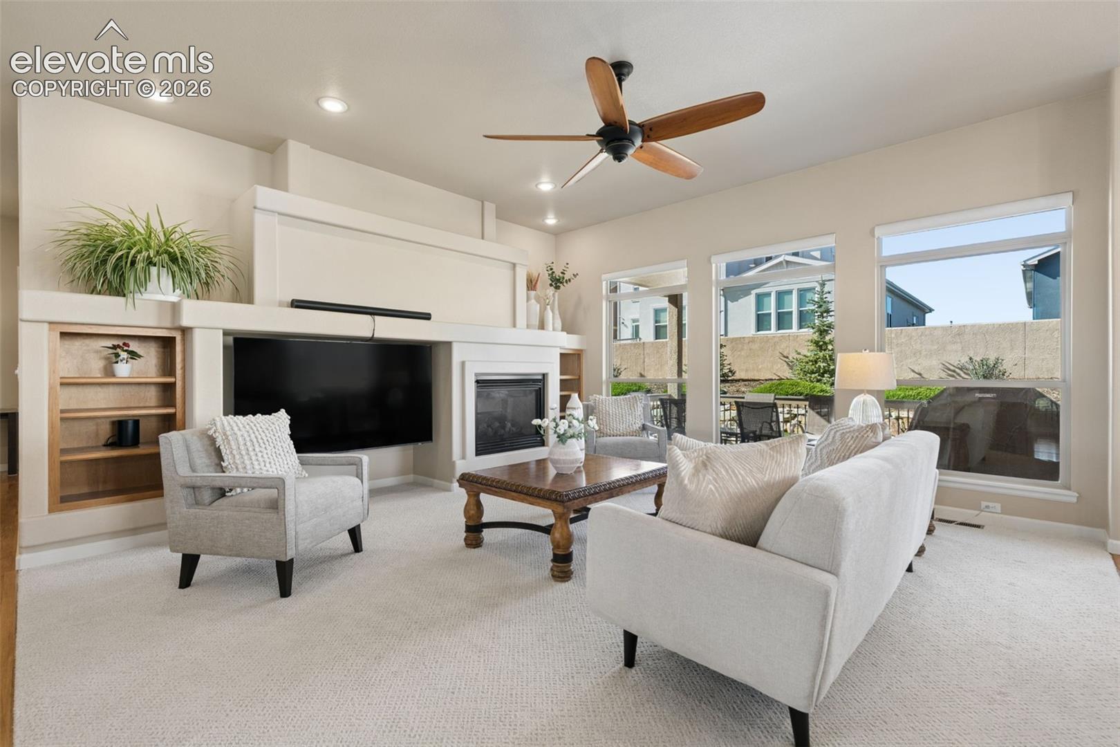 Listing photo 6 for 1420 Symphony Heights