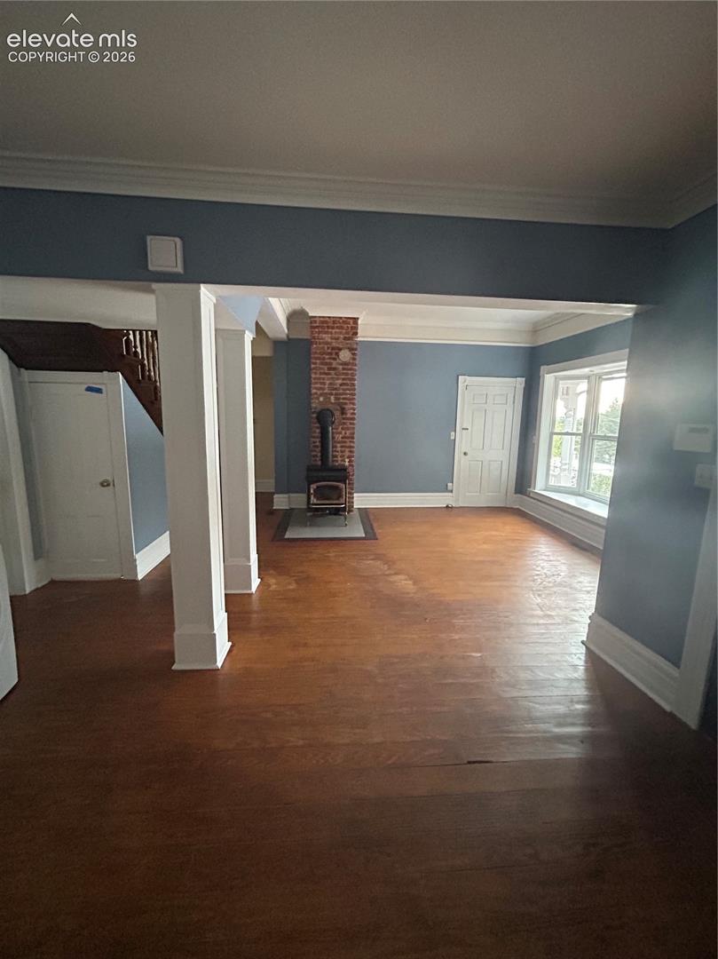 Listing photo 12 for 602 RUXTON Avenue