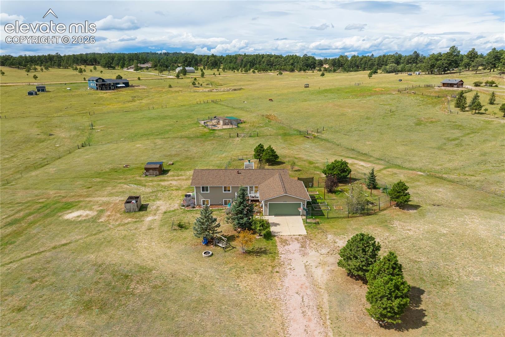 Listing photo 47 for 17650 Fremont Fort Drive