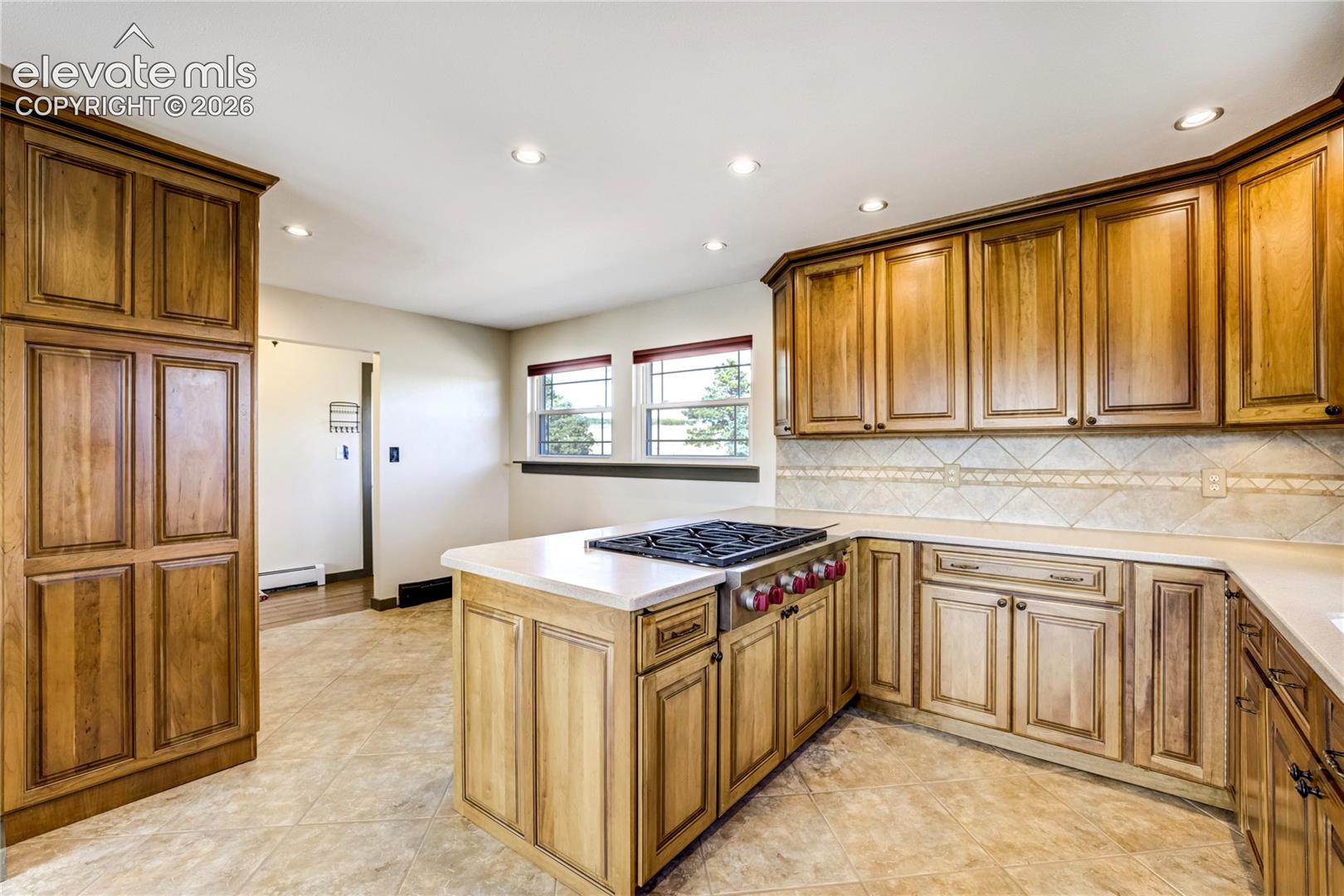 Listing photo 7 for 21295 E Highway 24