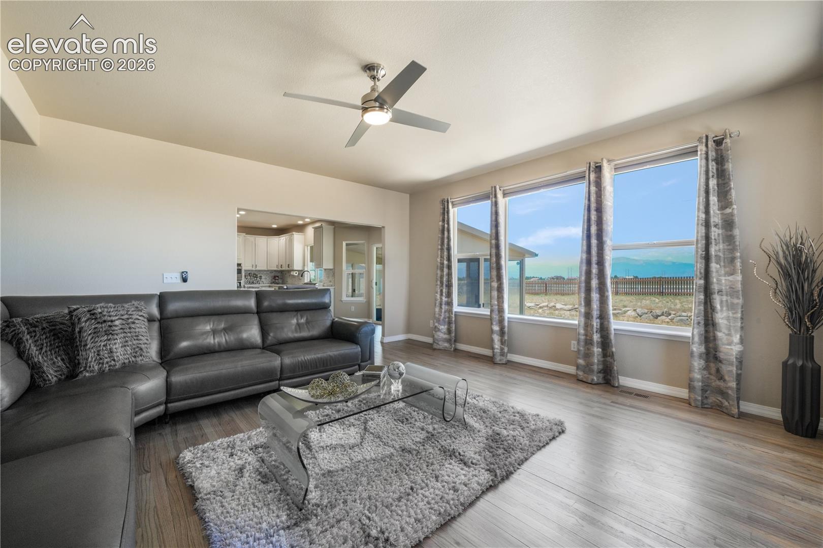 Listing photo 17 for 8524 Towner Avenue