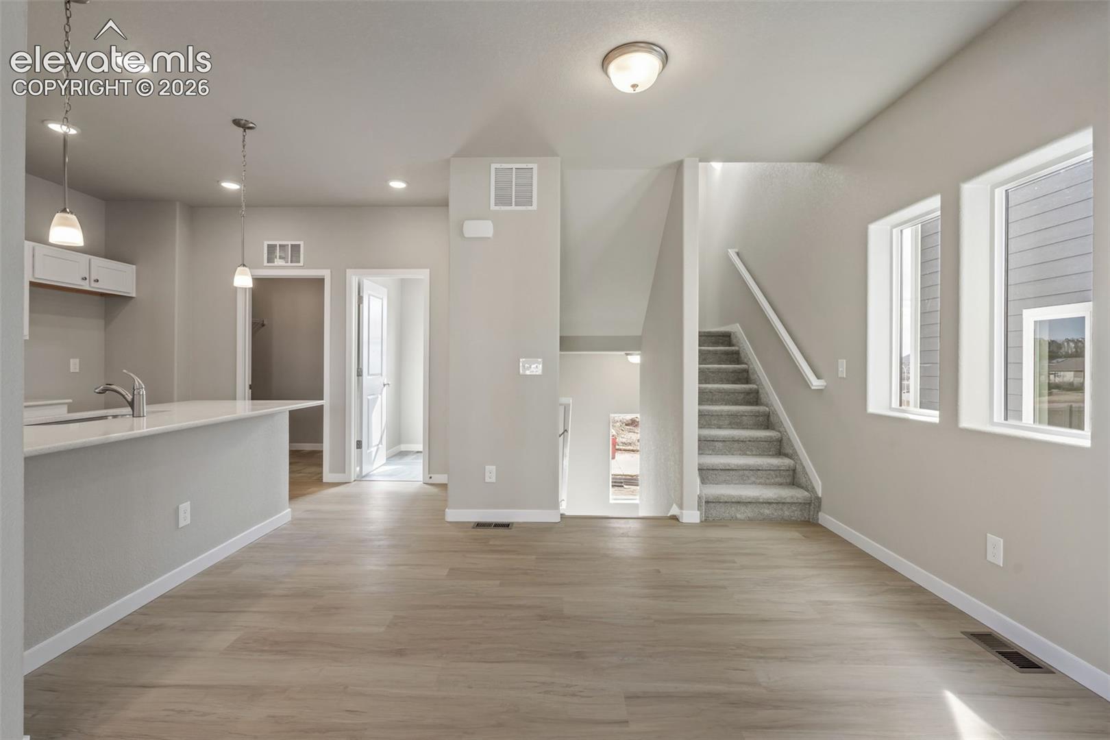 Listing photo 15 for 4536 Hawk Haven View