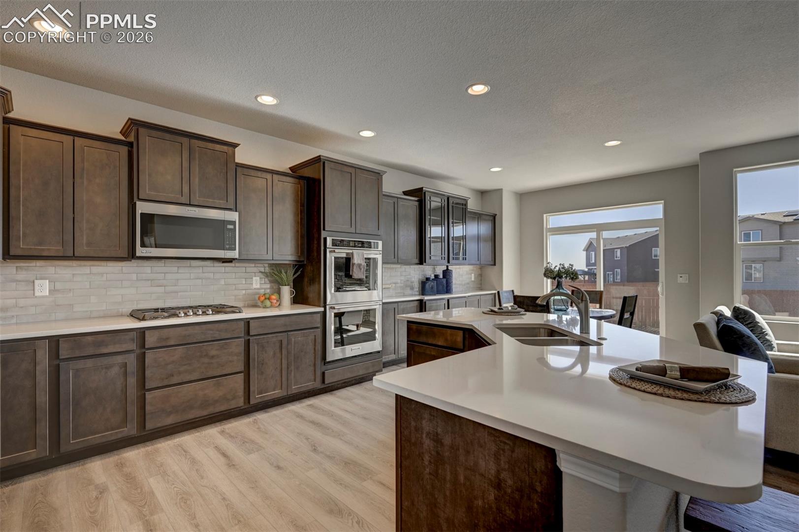 Listing photo 18 for 13051 Monument Vista Drive