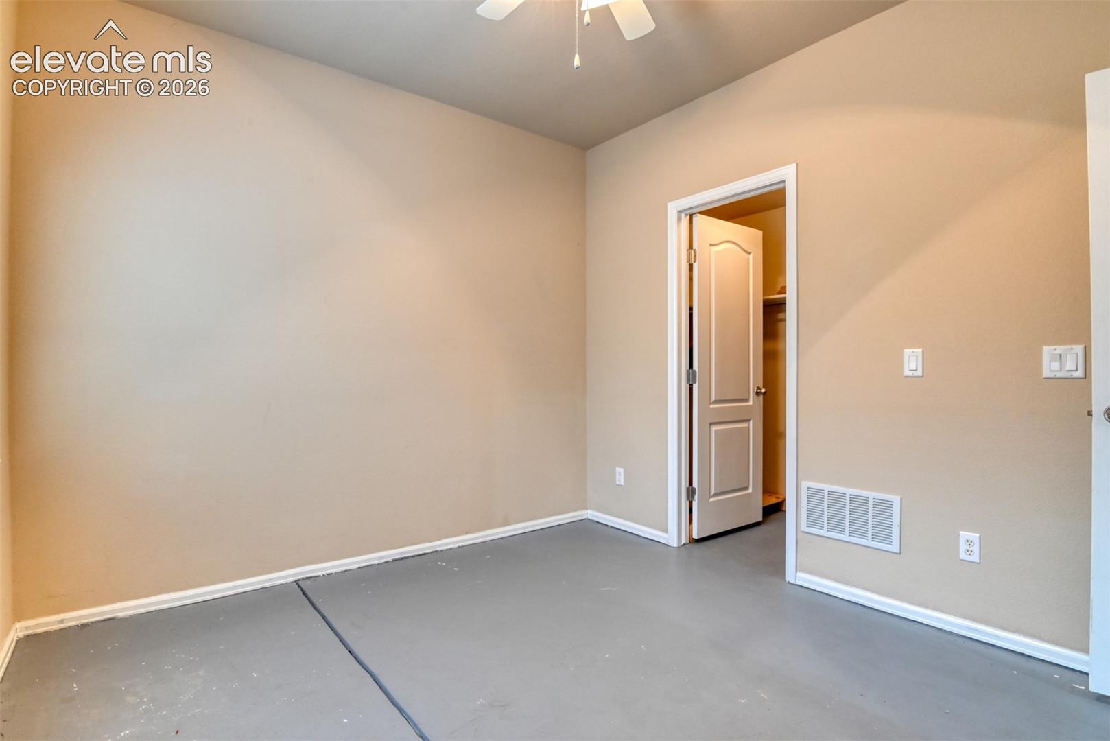 Listing photo 37 for 7985 Kettle Drum Street