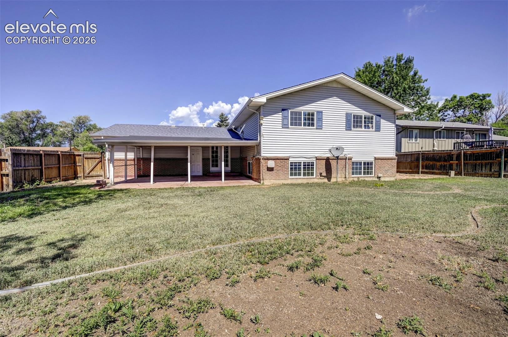 Listing photo 49 for 7443 Franconia Drive
