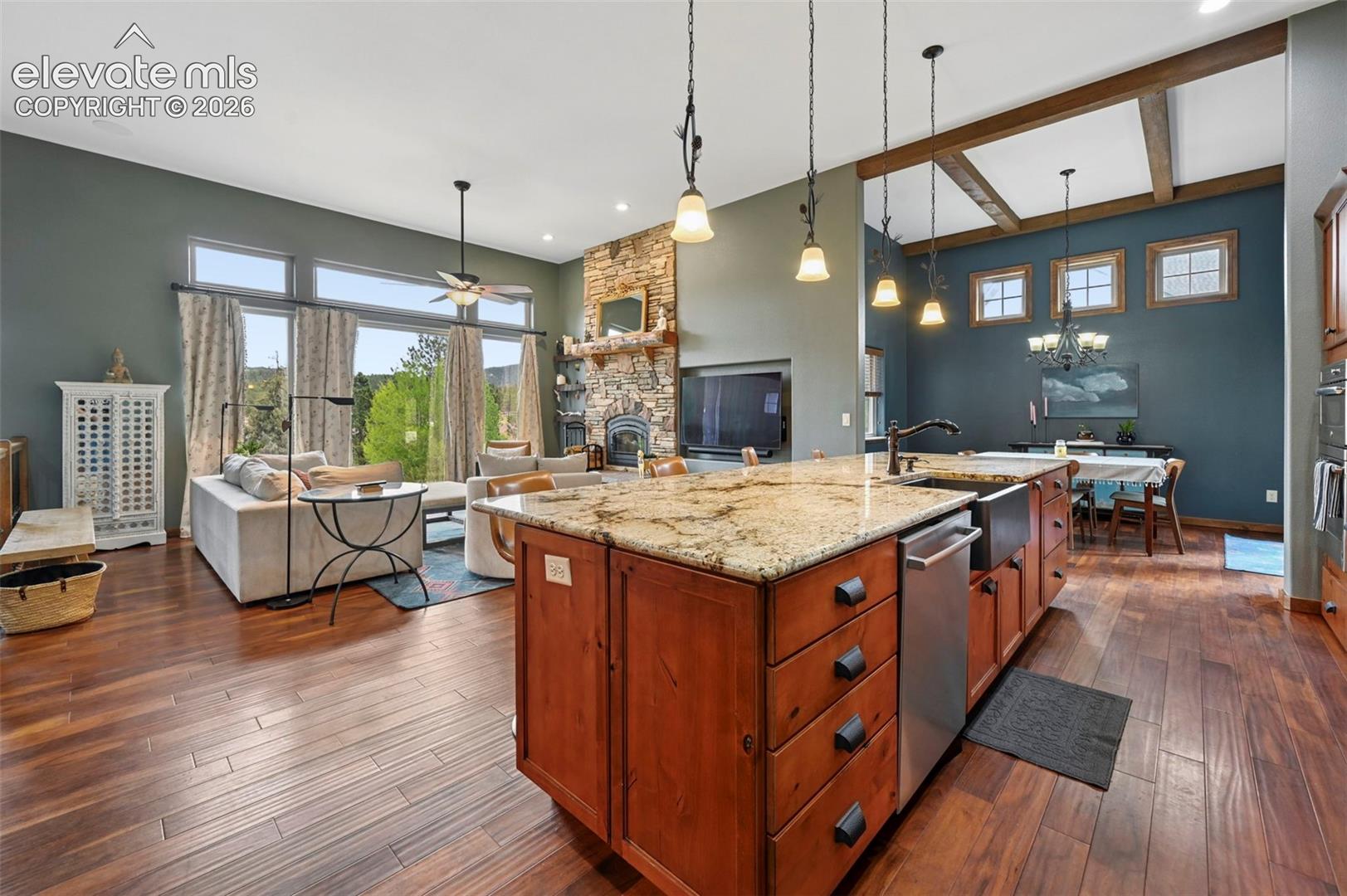 Listing photo 12 for 1350 Masters Drive