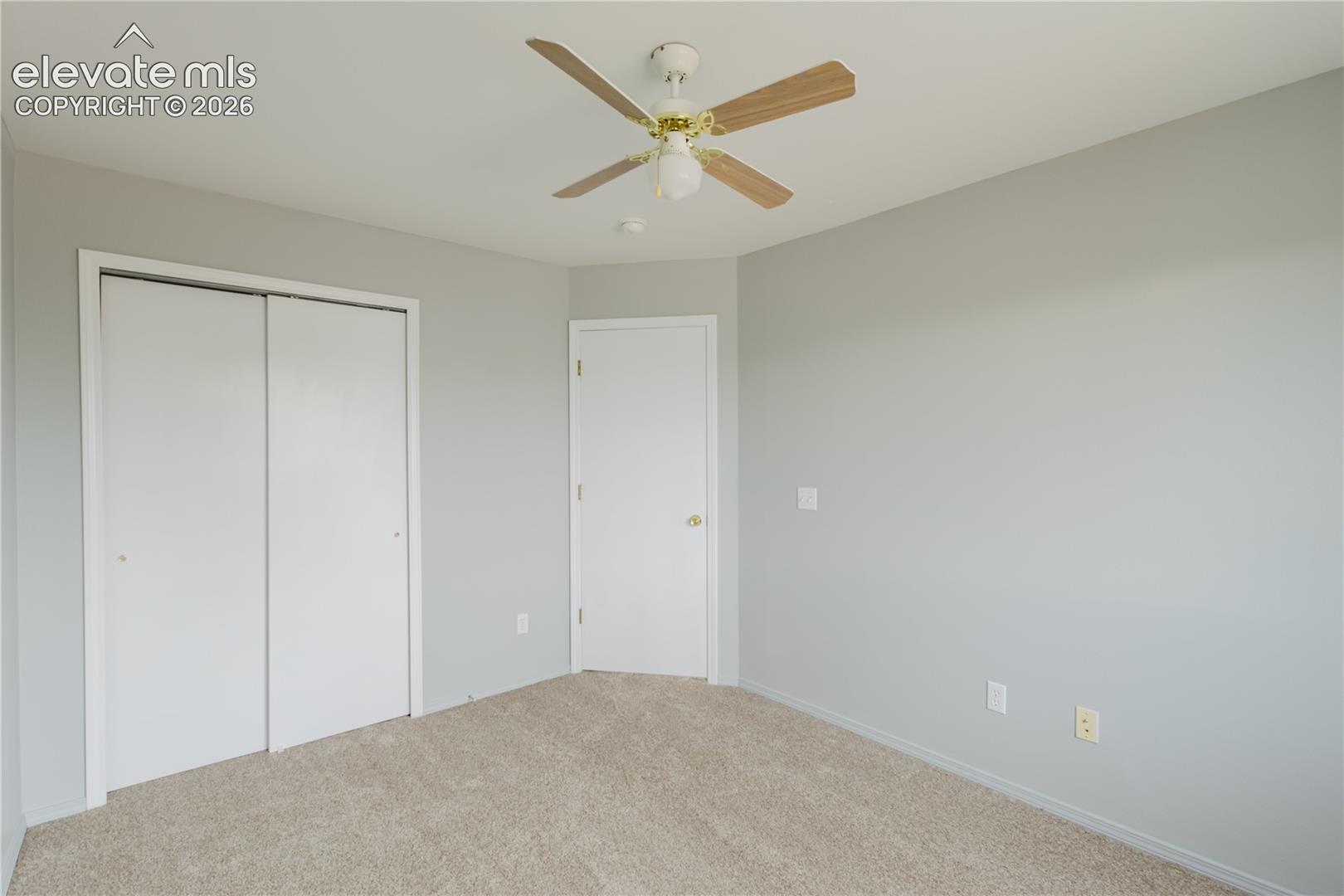 Listing photo 20 for 8156 Oliver Road