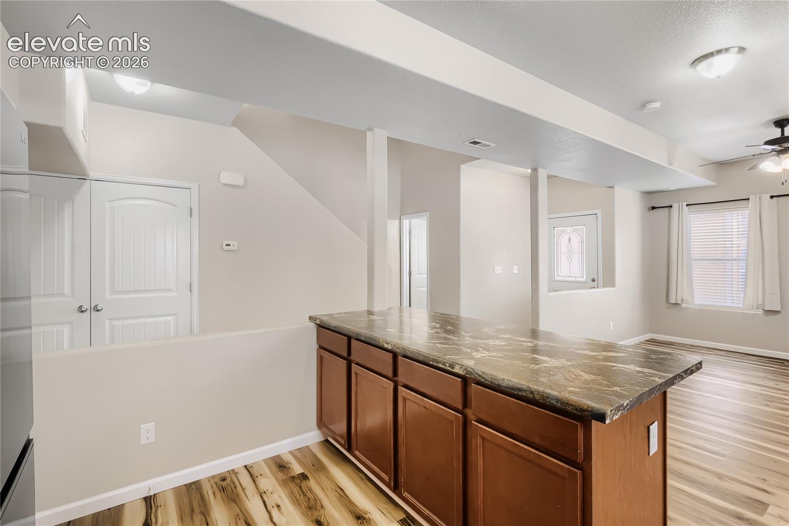Listing photo 10 for 7104 Bracken Place