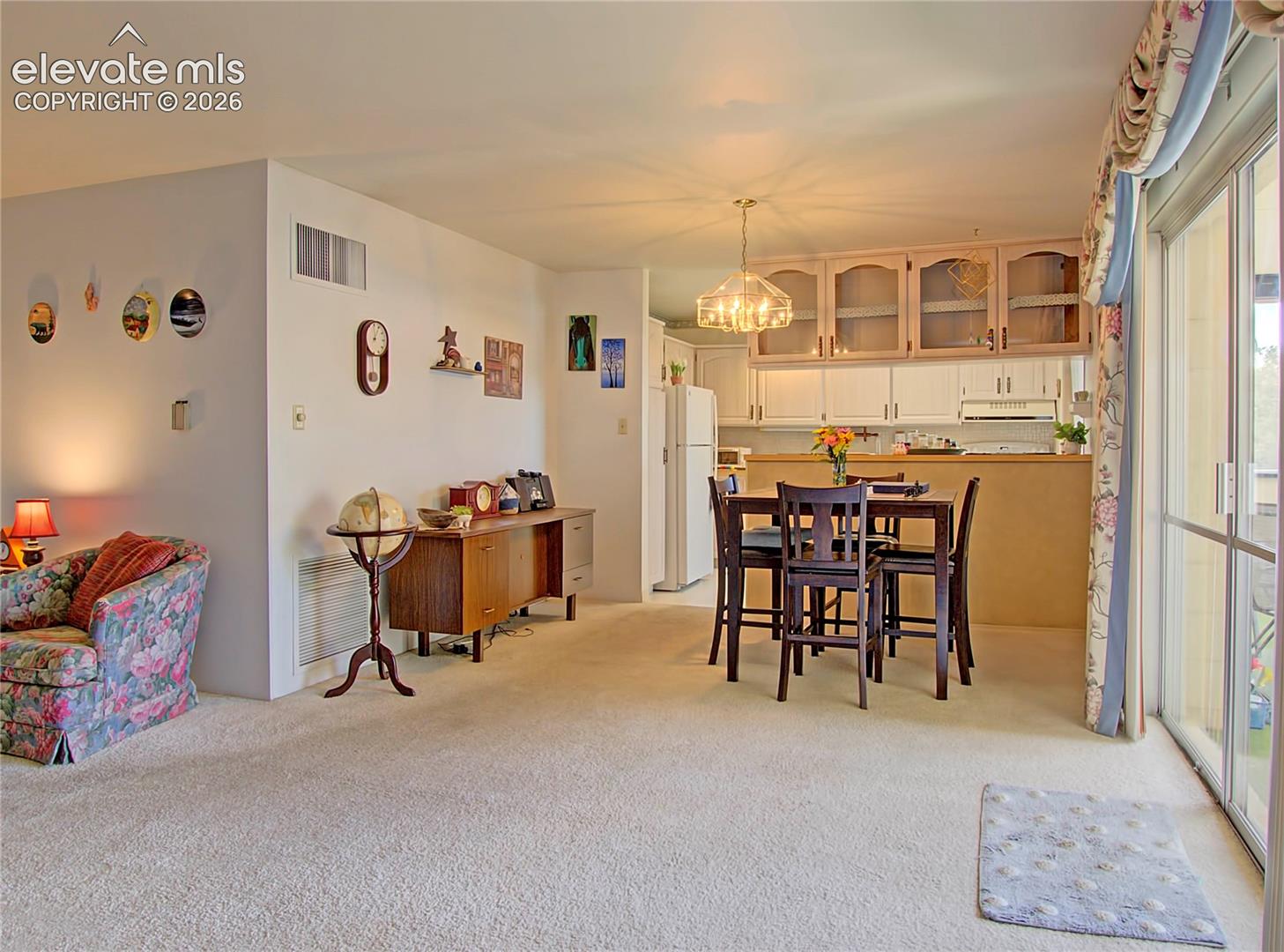 777 Saturn Drive, photo 8