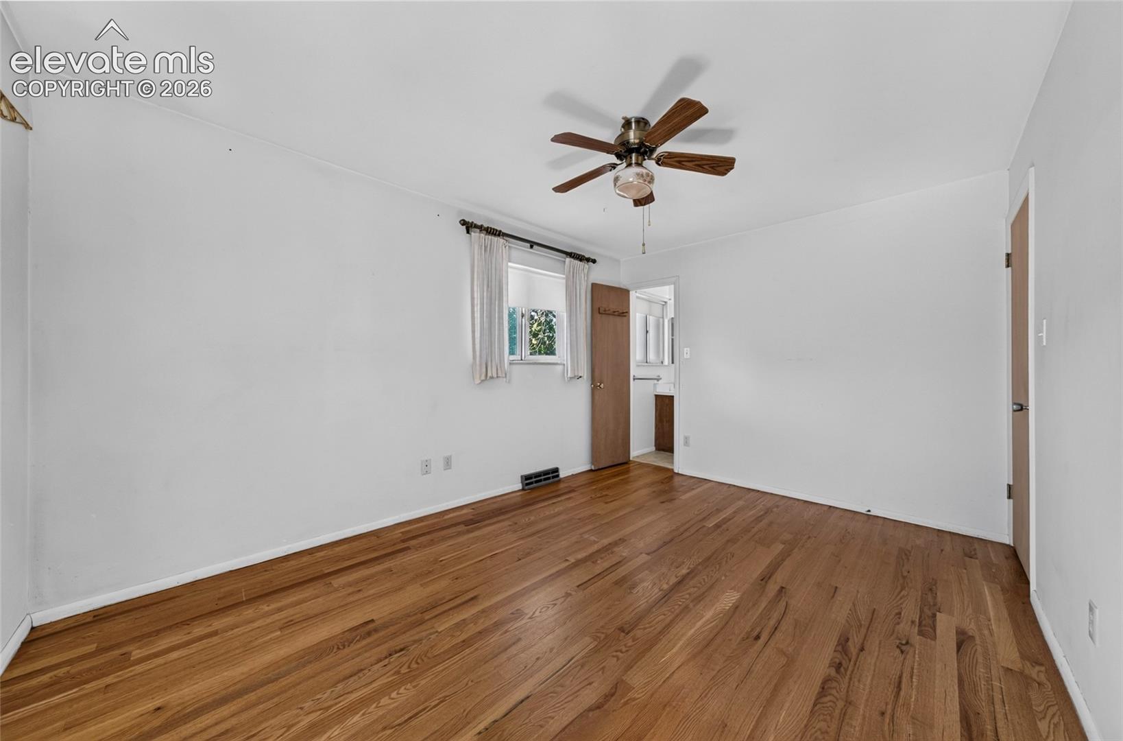 Listing photo 17 for 2014 Wold Avenue