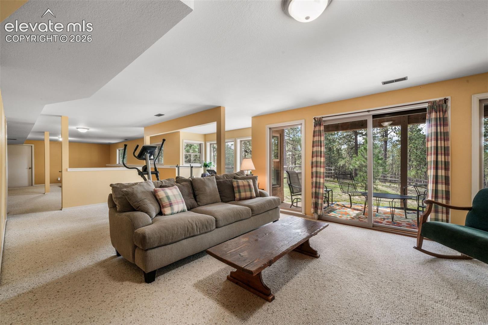 17715 Merryhill Court, photo 38