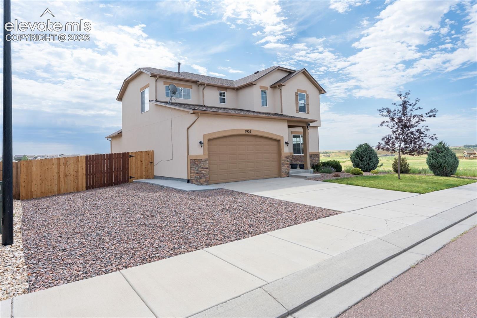 7926 Dutch Loop