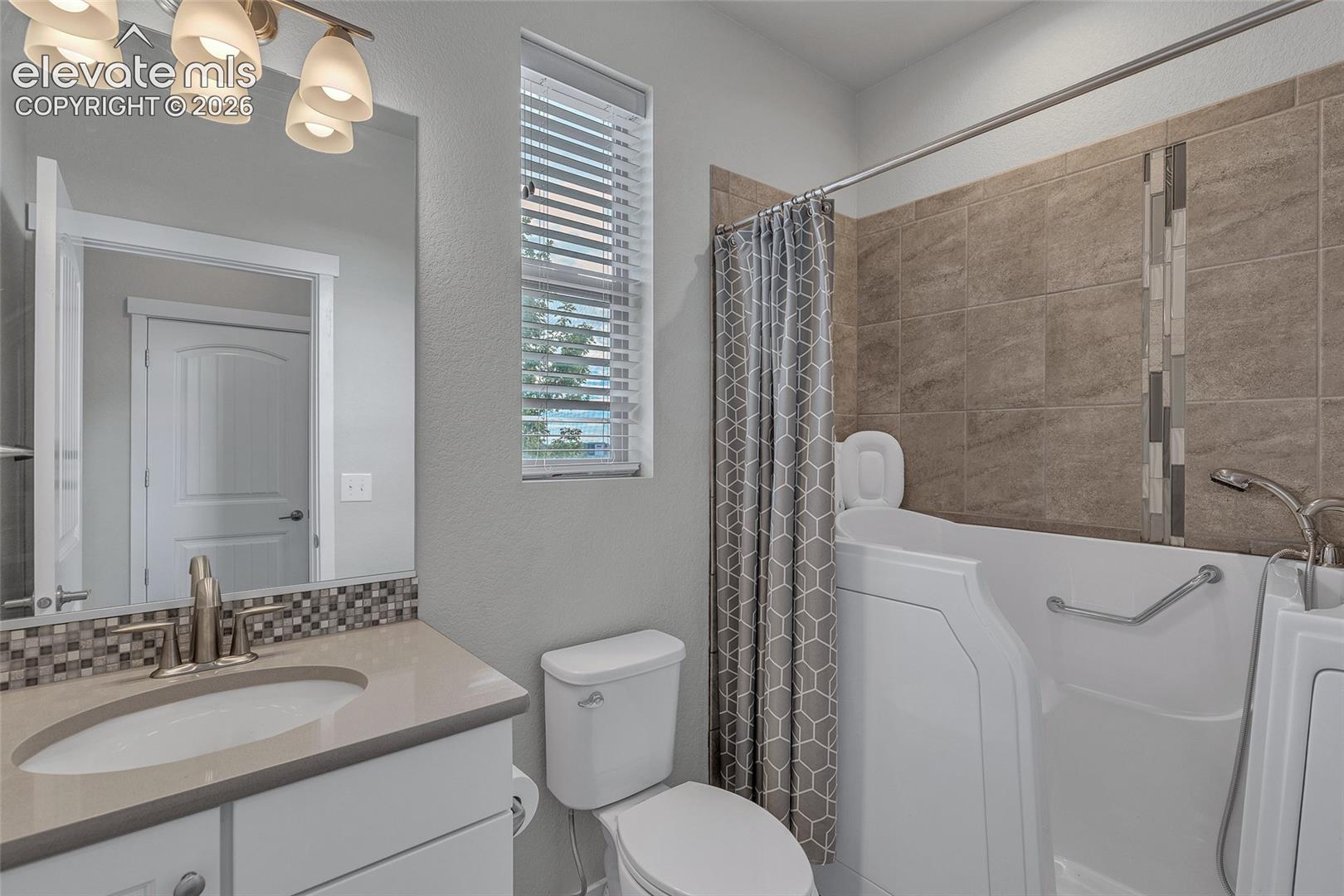 Listing photo 21 for 6327 Harney Drive