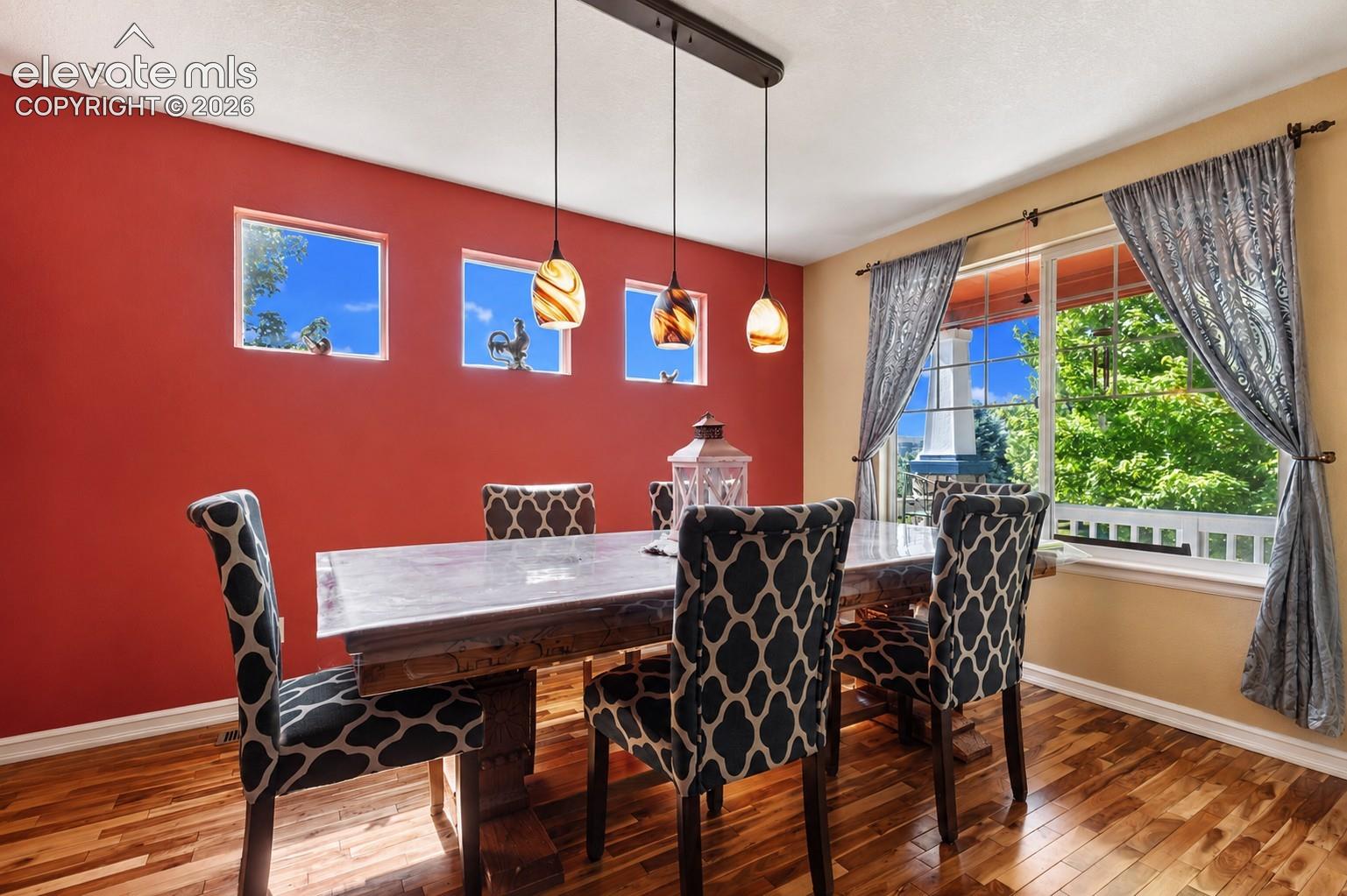 Listing photo 12 for 4046 Deer Valley Drive