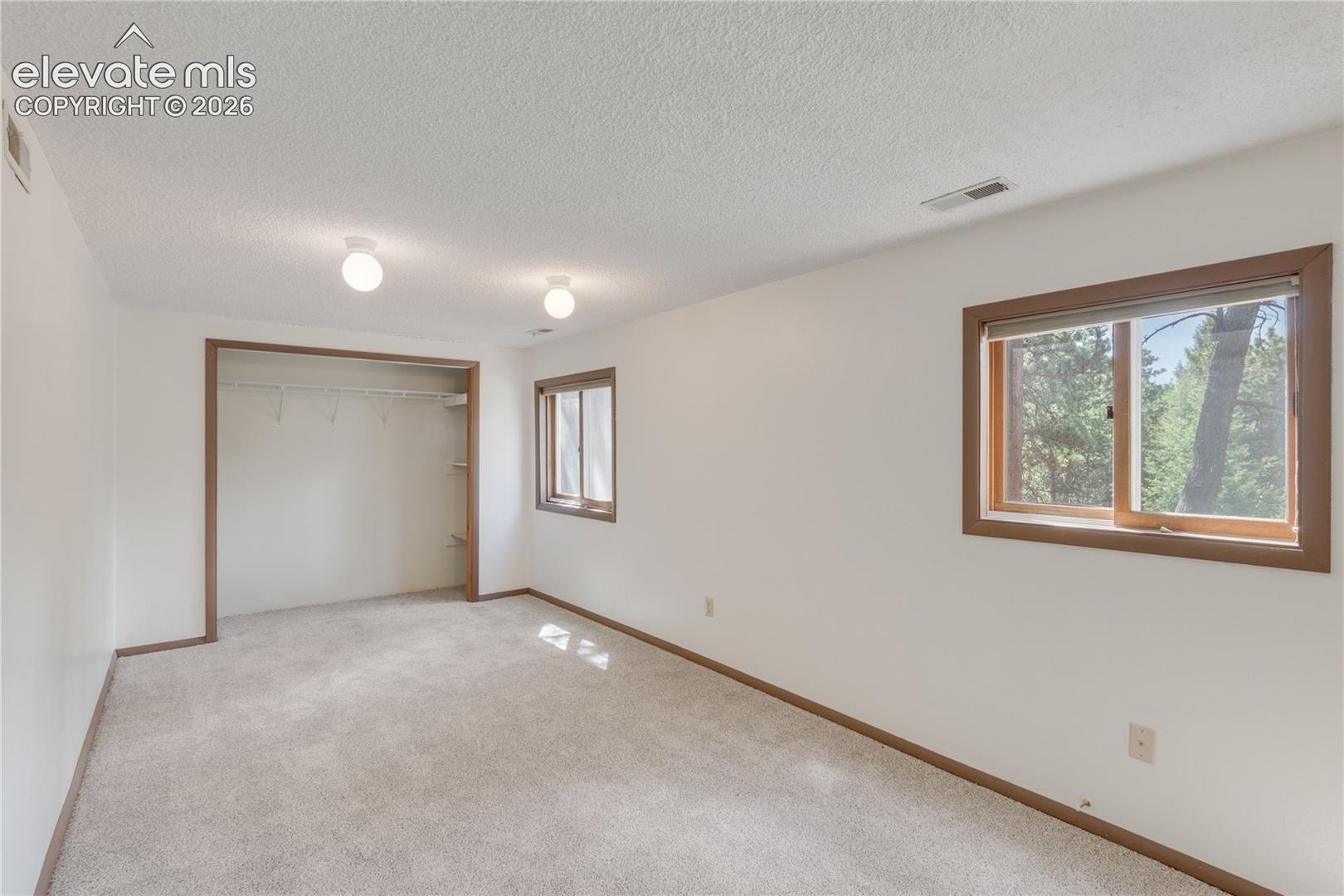 1257 Midland Avenue, photo 32