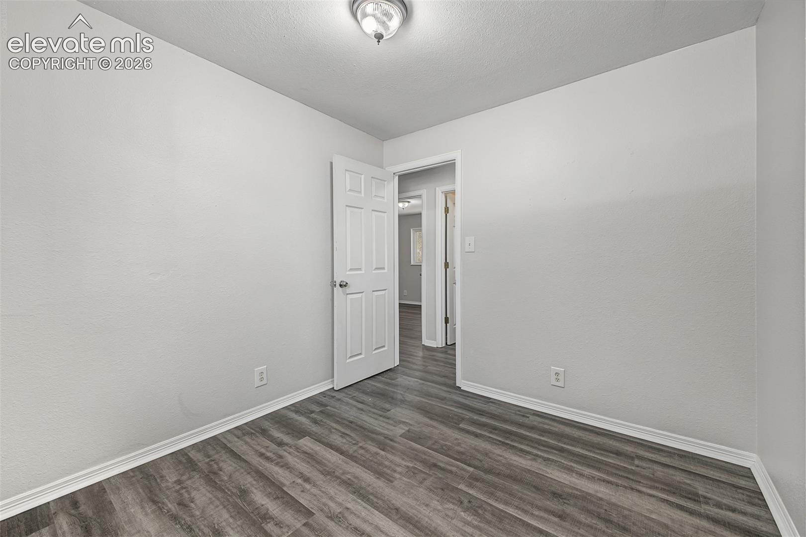 Listing photo 23 for 1612 Widefield Drive