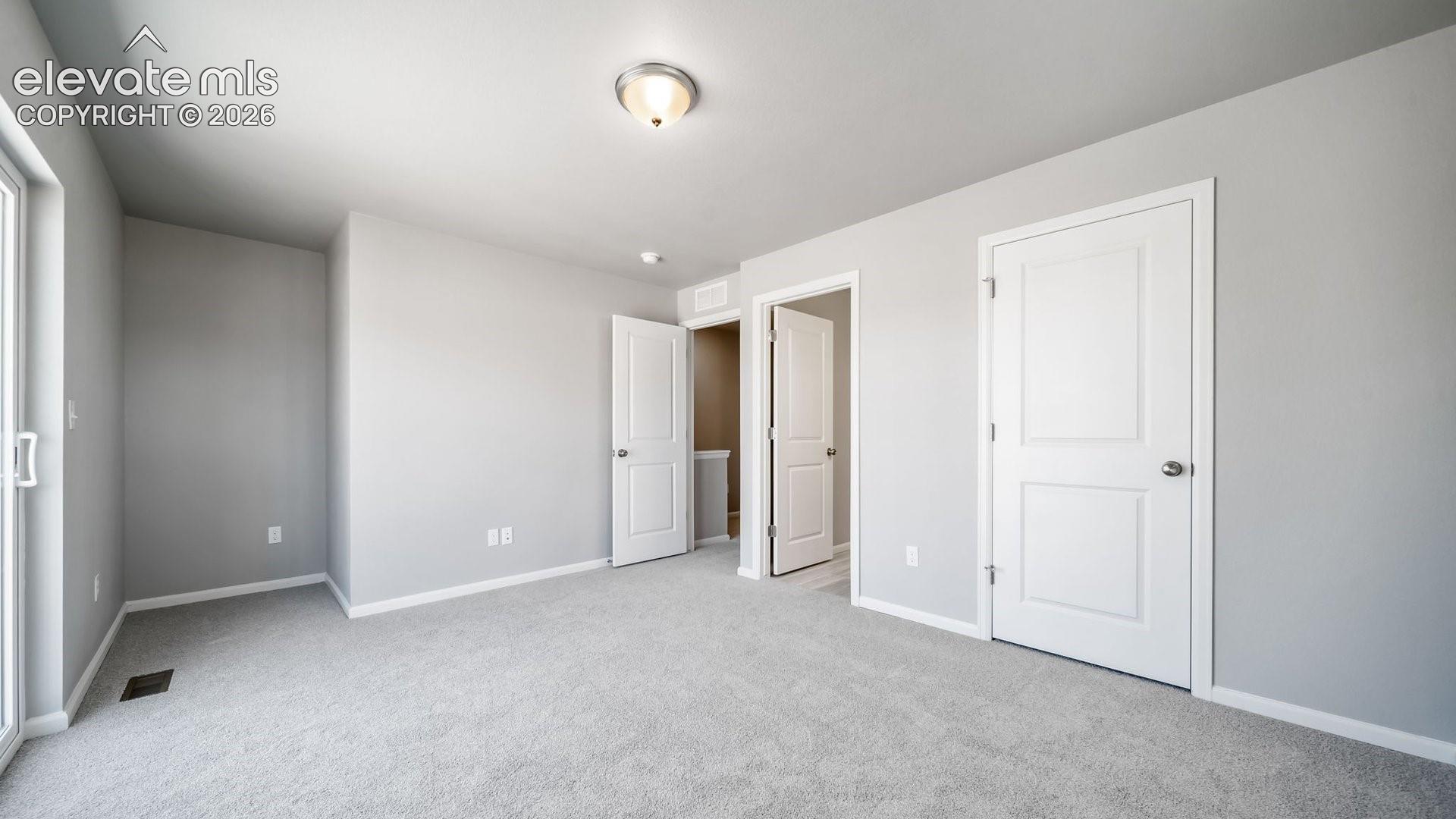 Listing photo 23 for 5660 Bowerman Lane